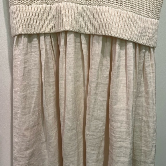 Kimchi Blue Ivory Knit and Flowy Babydoll Style Top Size M - Picture 4 of 14